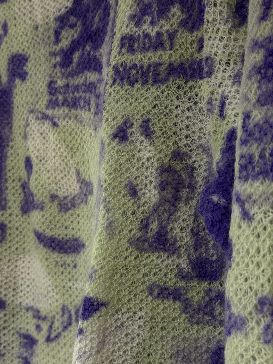 Acne Studios 아크네 퍼플 프린트 스웨터 상품이미지4