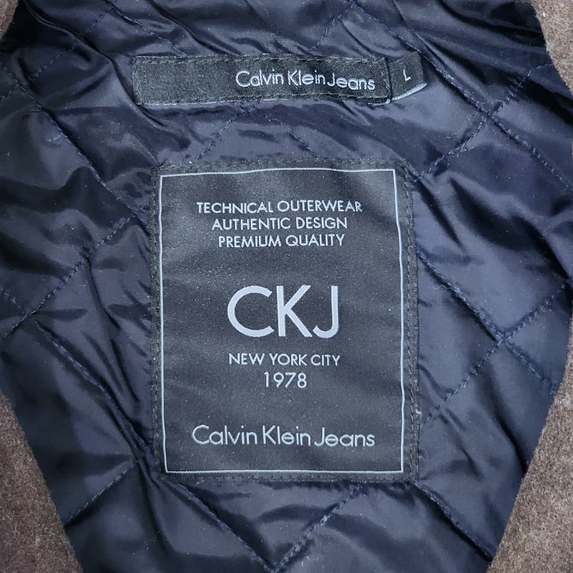 Calvin Klein Jeans CKJ 믹스 패브릭 더플 패딩 자켓 상품이미지4