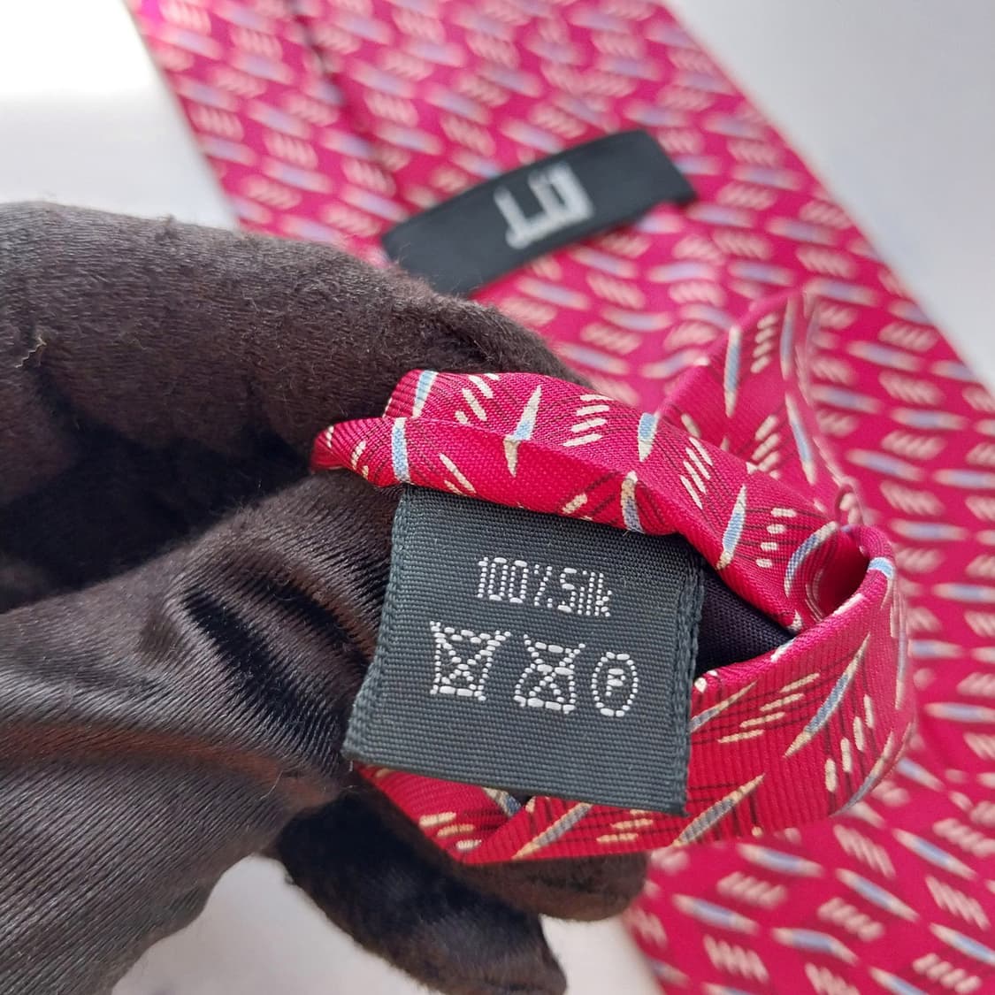 던힐 실크 레드 기하 패턴 넥타이 9.7cm A등급 K2501 상품이미지5