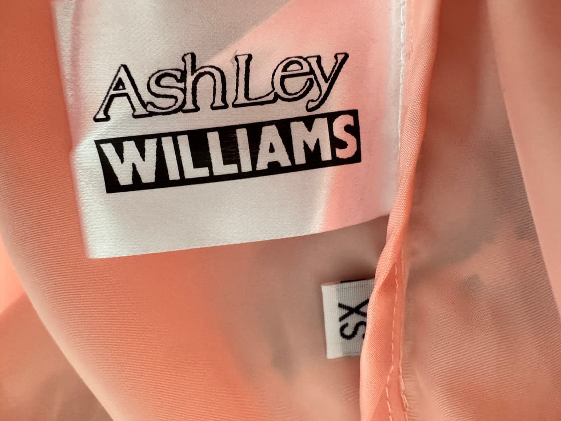 (파격할인)텍있는 새상품 Ashley Williams 핑크 코치 자켓 X 상품이미지4