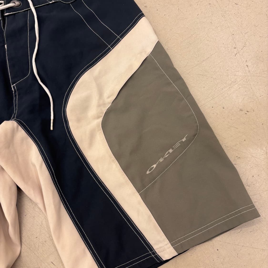 오클리 컬러블럭 보드숏 반바지 상품이미지2