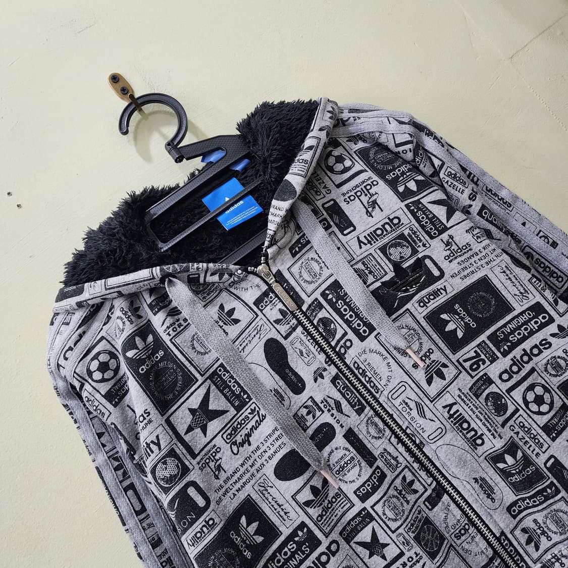 [105] adidas Originals 올오버 그래픽 집업 후드 상품이미지2