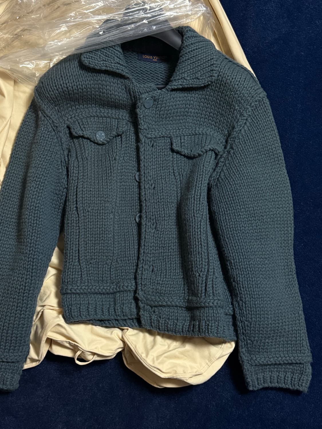루이비통 트러커 가디건  상품이미지2