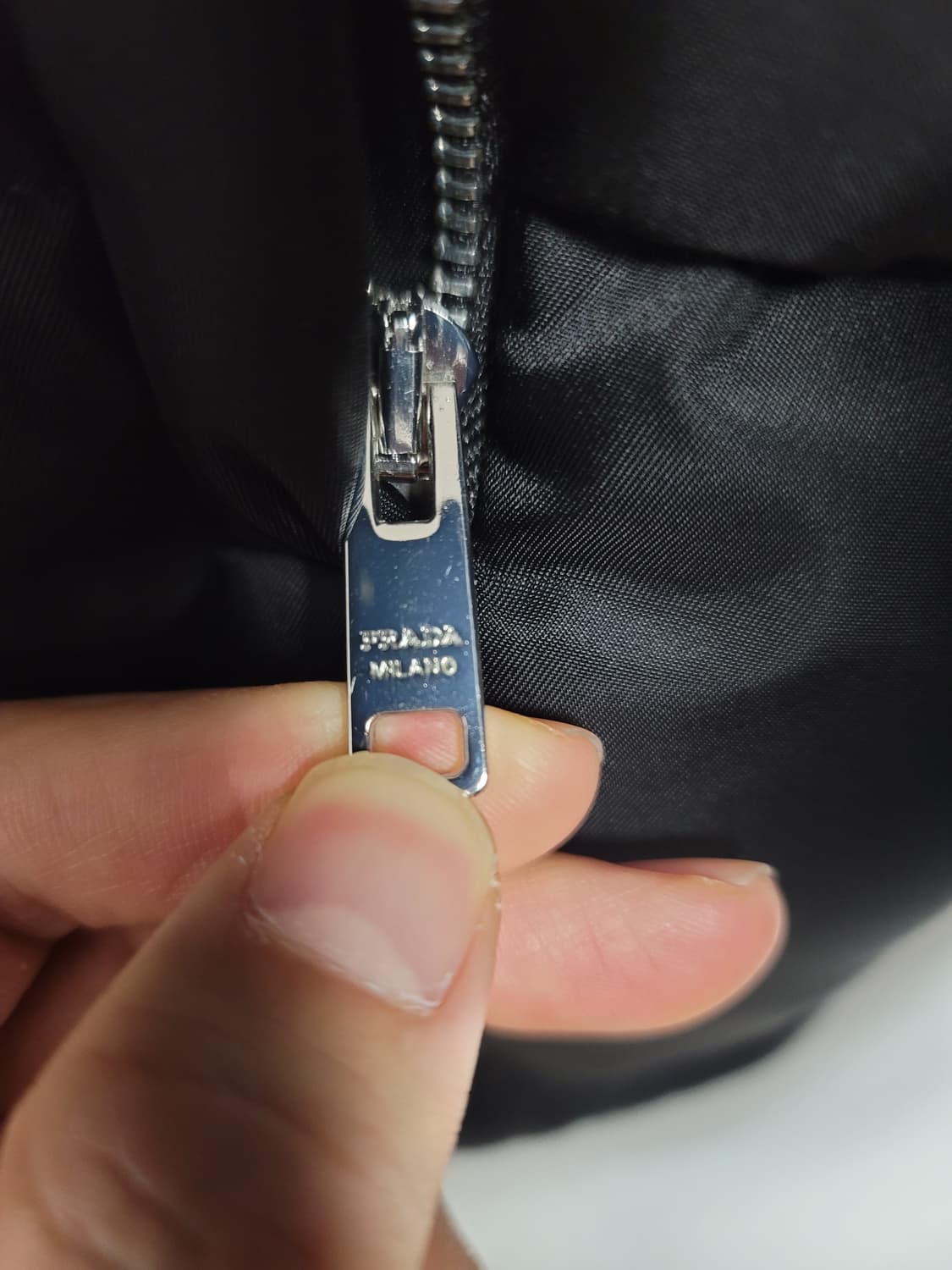 [XL] 프라다 리나일론 퀄팅 패딩 상품이미지2