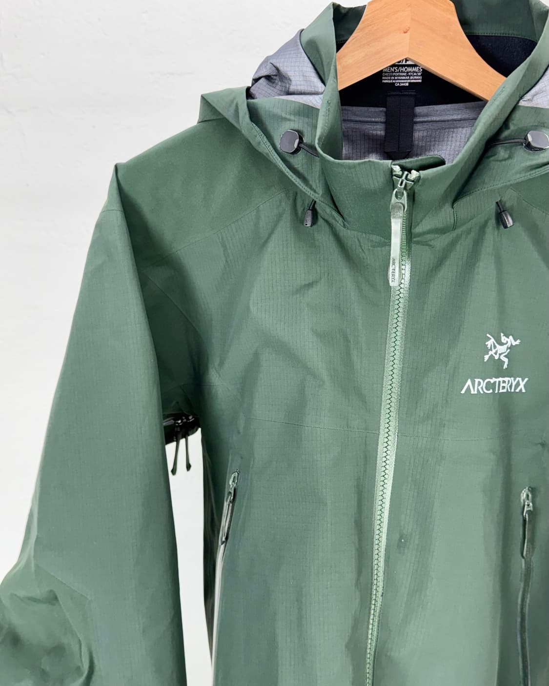 아크테릭스 베타 AR 포리지 고어텍스 후디 벤틸레이션 자켓 상품이미지2