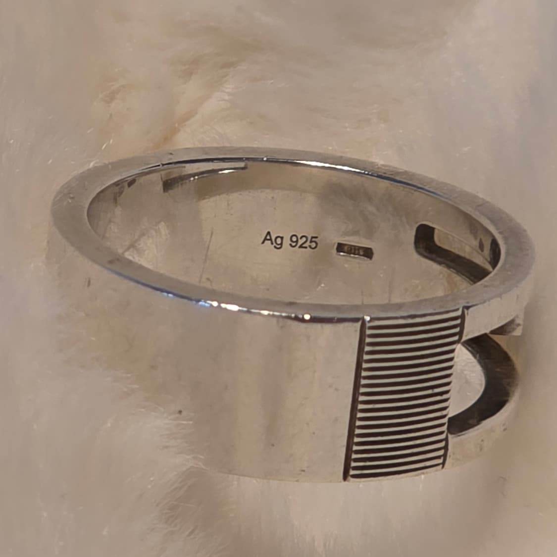 구찌 실버925 브랜디드 G 컷아웃 반지(20호) 상품이미지4