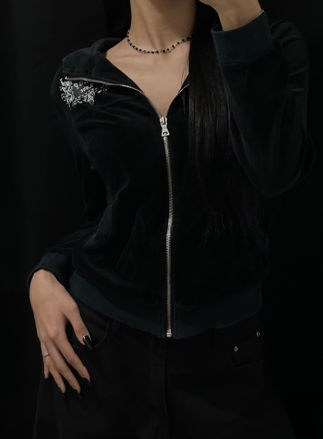 Black Velvet Printed Hood Zip-Up 상품이미지3