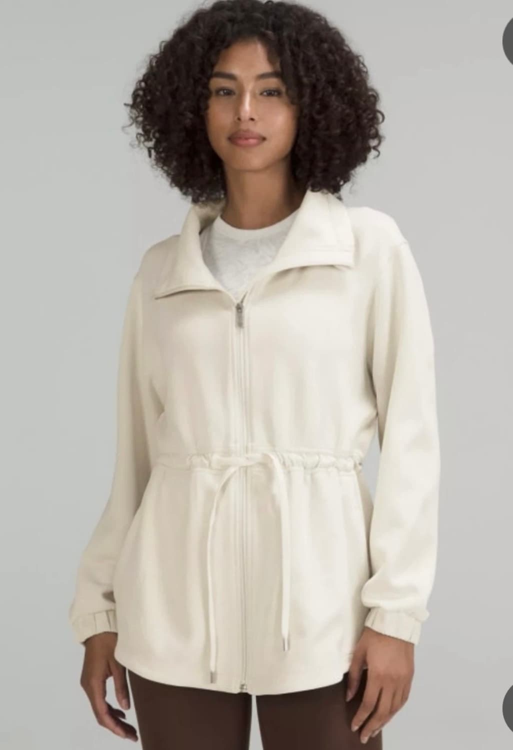 룰루레몬 베이지 자켓 사이즈 66 상품이미지1