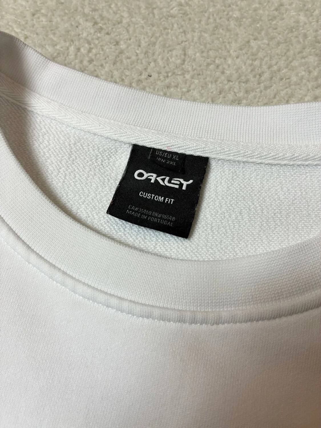 오클리 OAKLEY 로고 크루넥 맨투맨 PN6706 상품이미지4