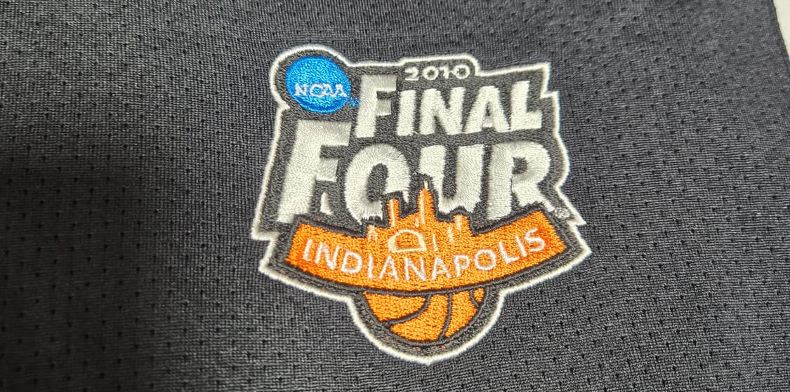 2010년 NCAA 파이널 투어 트레이닝 상의  팝니다 상품이미지2