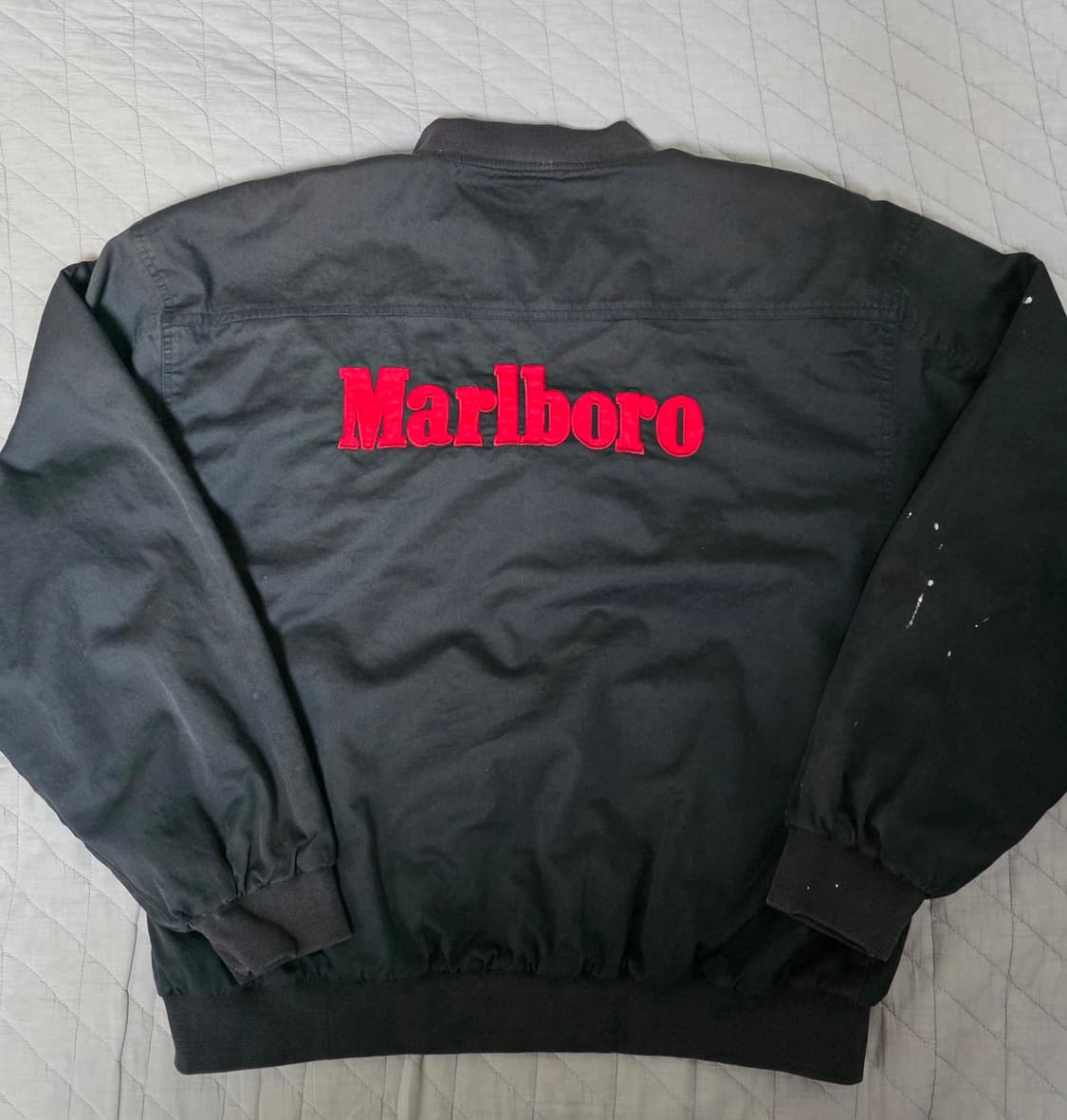 [XL] 90s 빈티지 말보로 리버시블 봄버 자켓 블랙/레드 페인팅 상품이미지1