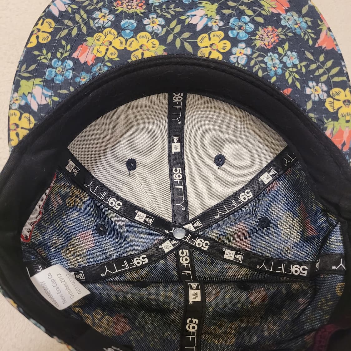 뉴에라 X 슈프림 플라워 캡 60.6 상품이미지6