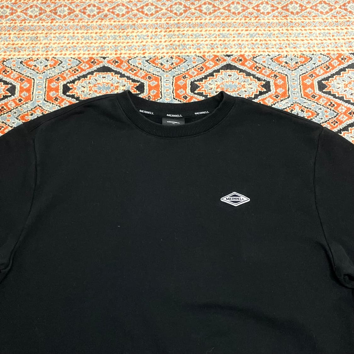 머렐 스몰로고 블랙 맨투맨 티셔츠 남성105 상품이미지2