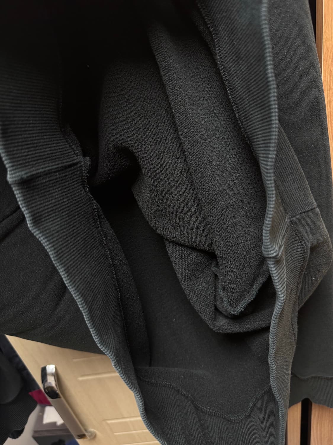 컨버스 먹색 맨투맨 상품이미지4