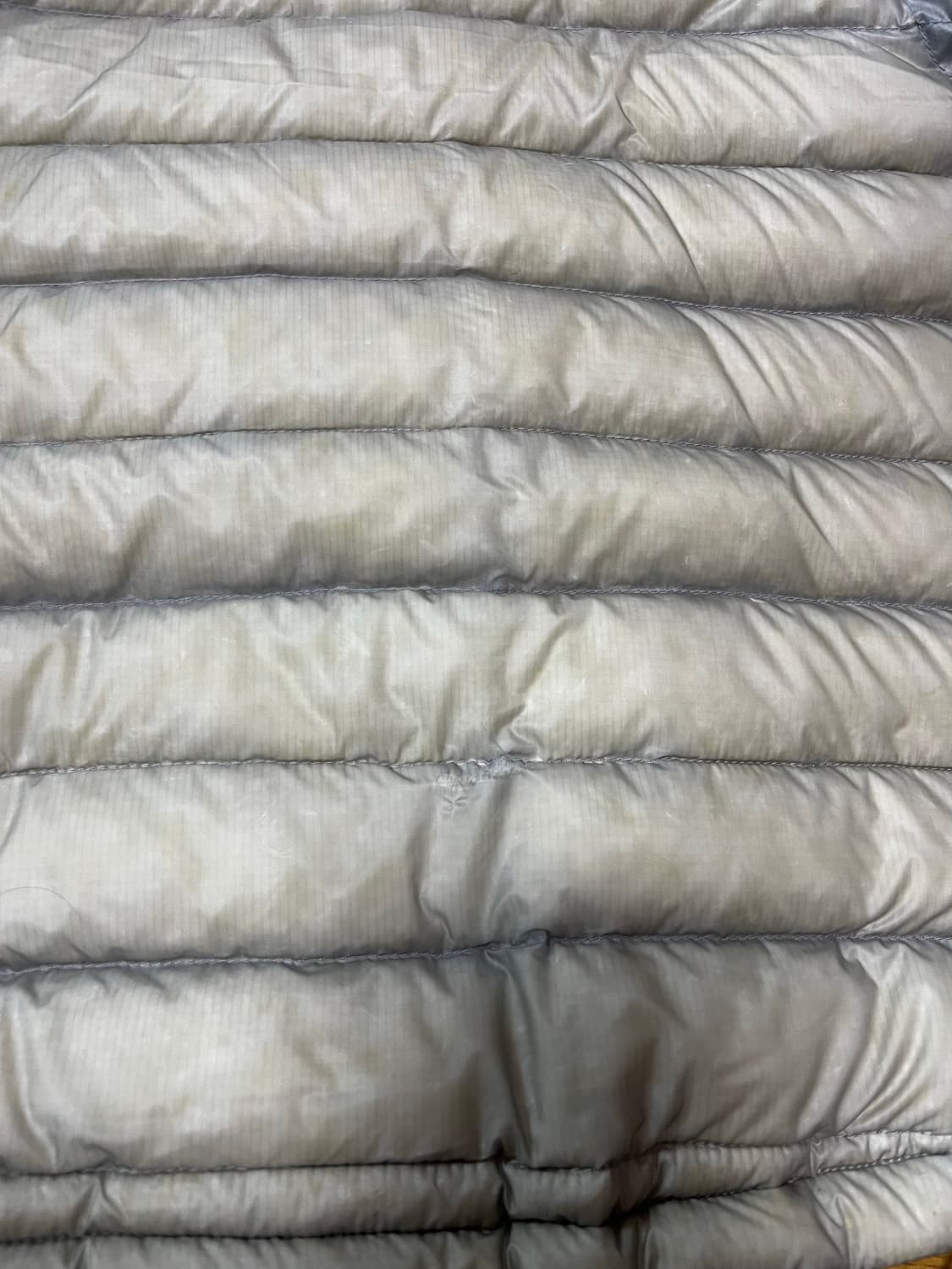 25fw 산산기어 서픽스 푸퍼 자켓 그레이 2size 팔아요 상품이미지2