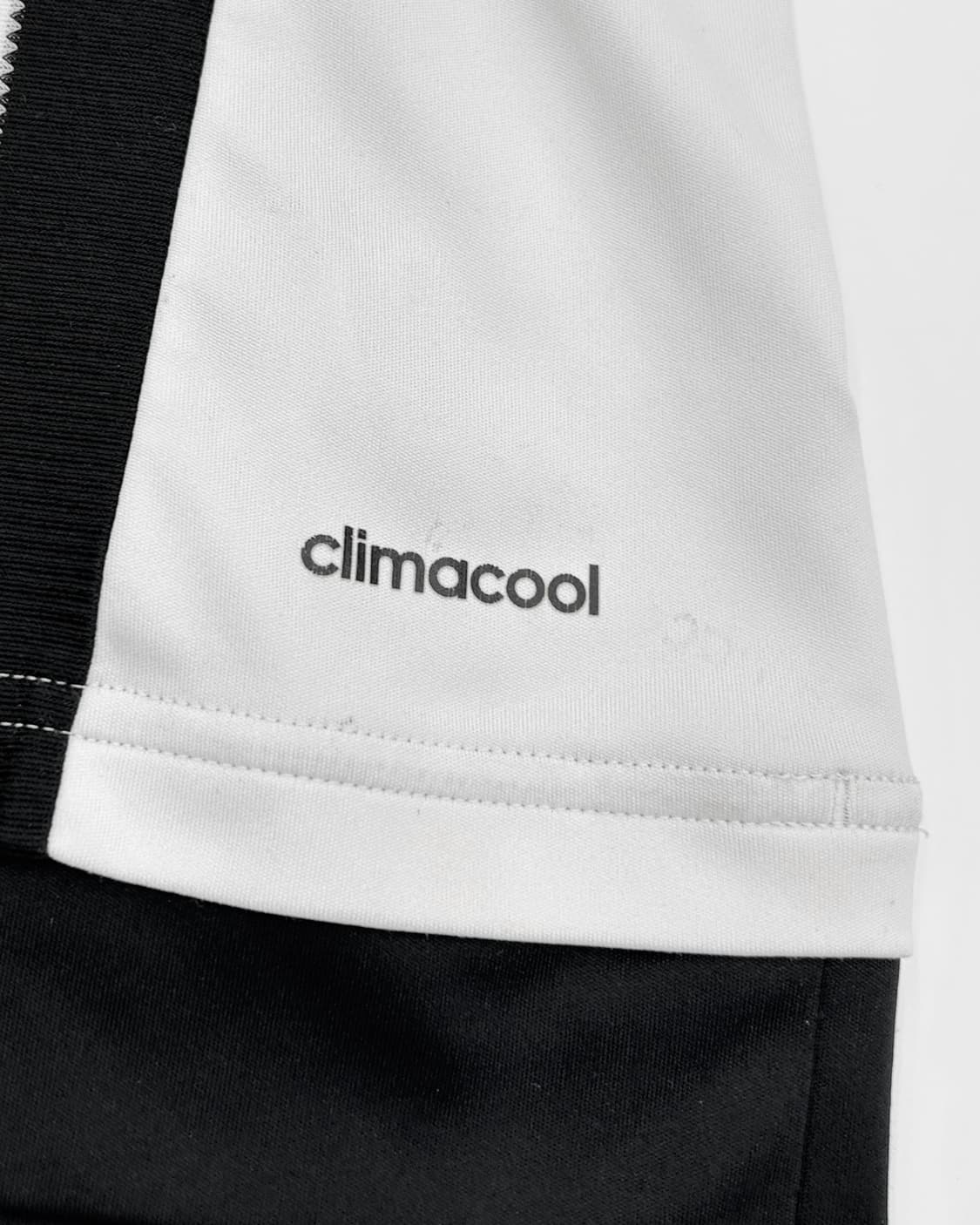  아디다스 15-16 유벤투스 홈 챔스킷 파울로 디발라 상품이미지7