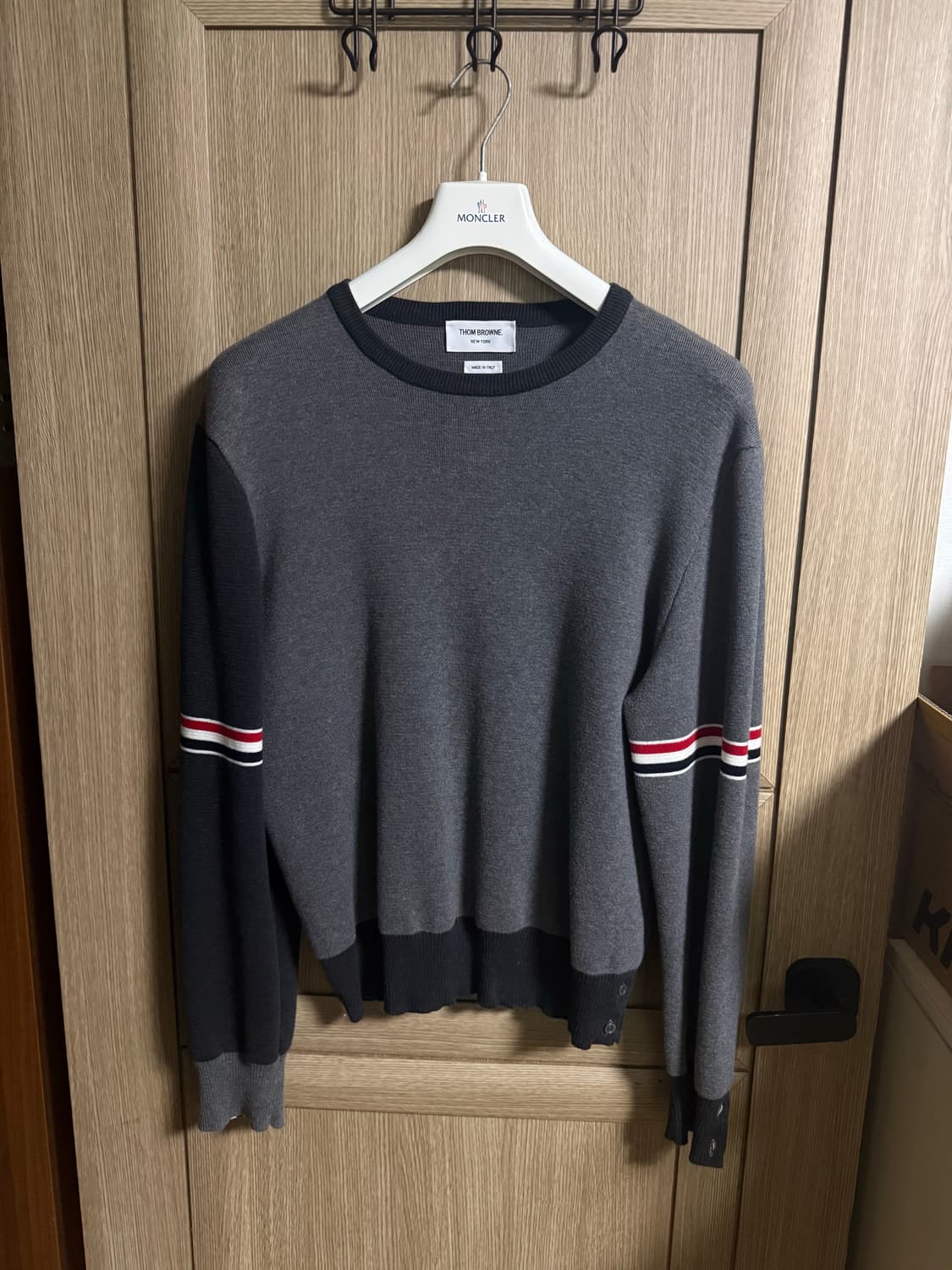 톰브라운 밀라노스티치 암밴드 펀믹스 니트 4 상품이미지1