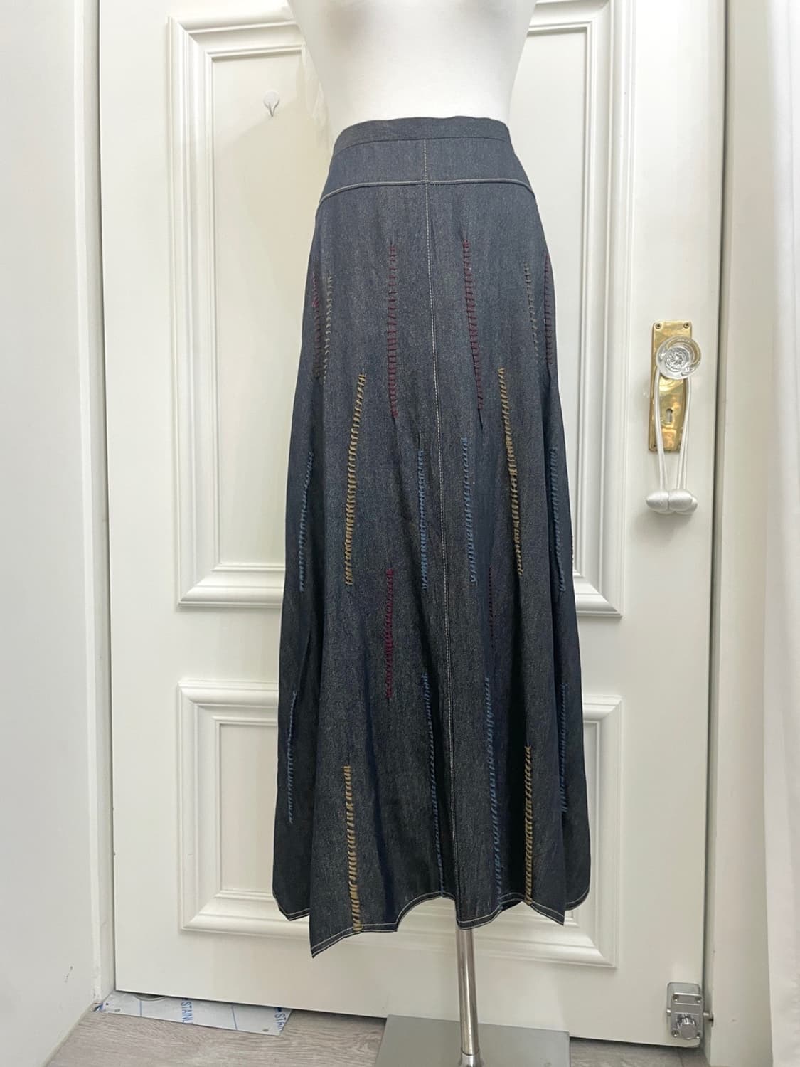 denim flare embroidery point long skirt 상품이미지5