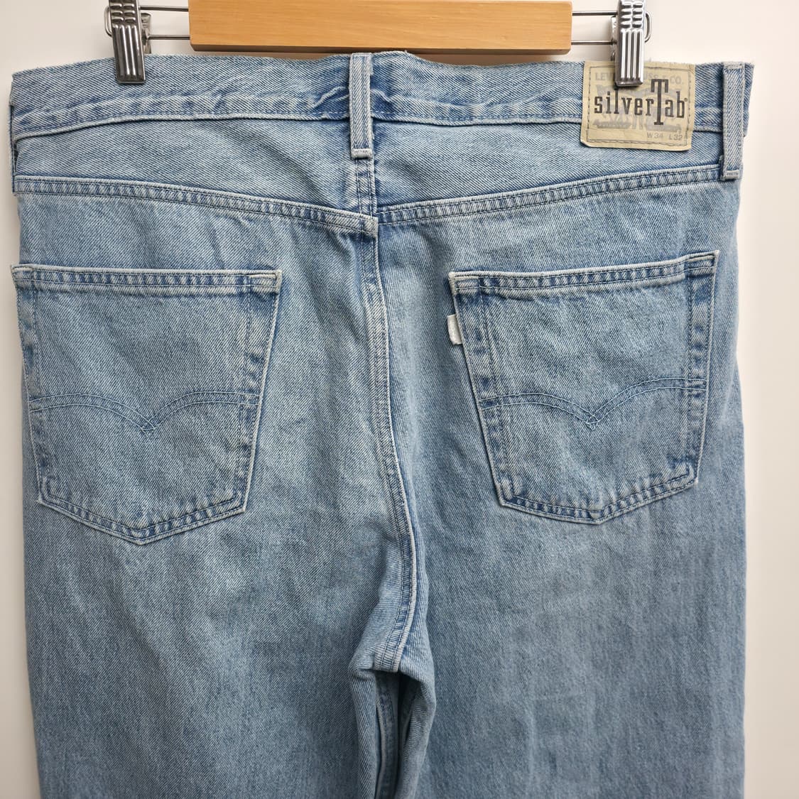 [34/32] 리바이스 실버탭 루즈핏 데님 팬츠 상품이미지4