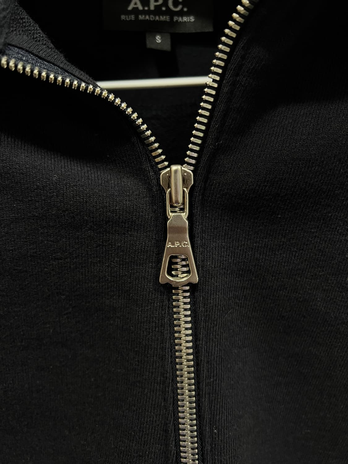 A.P.C Sully Sweatshirt 아페쎄 반집업 스웻셔츠 상품이미지5