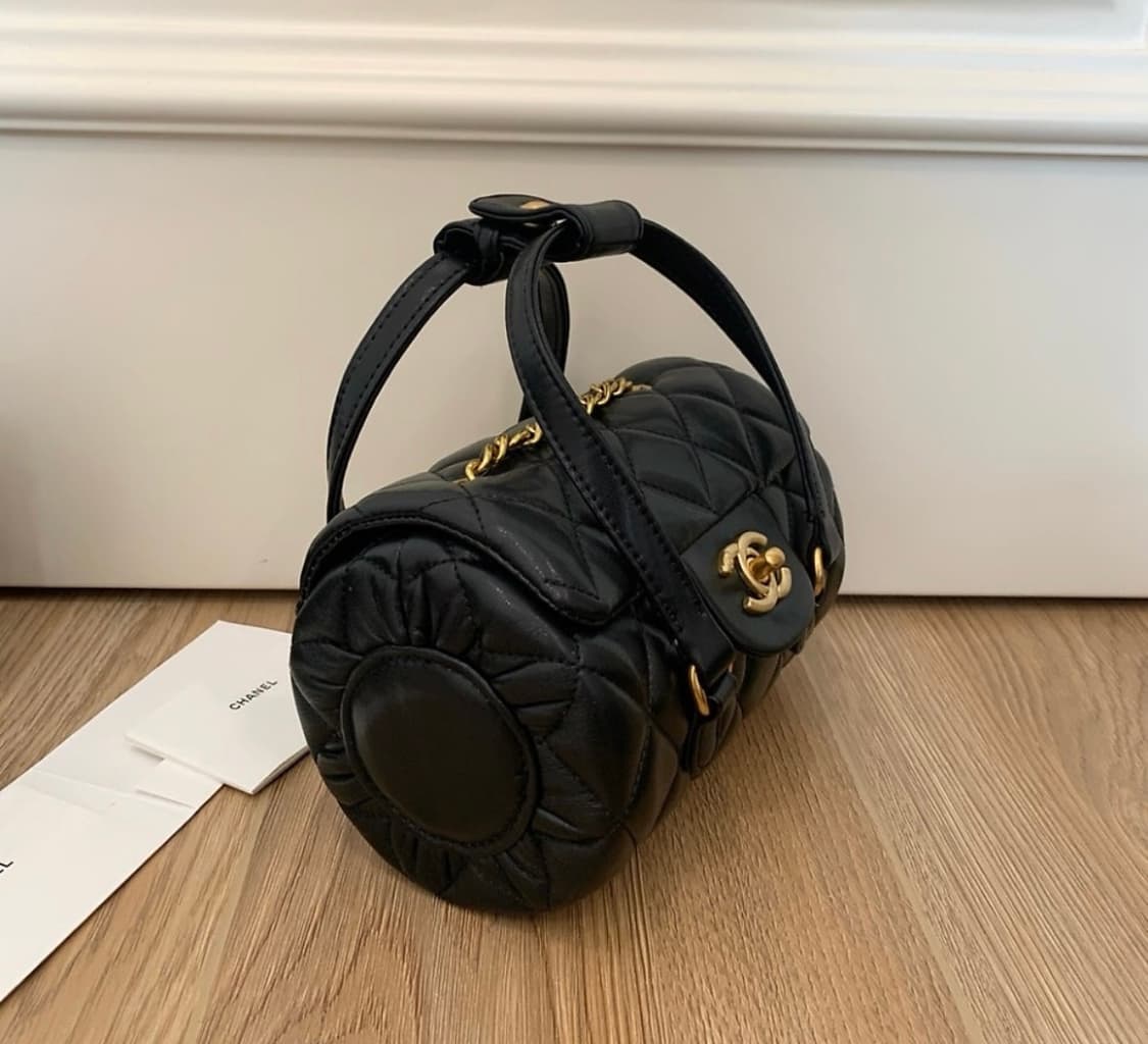 샤넬 vip 노벨티 미니 볼링백  상품이미지2