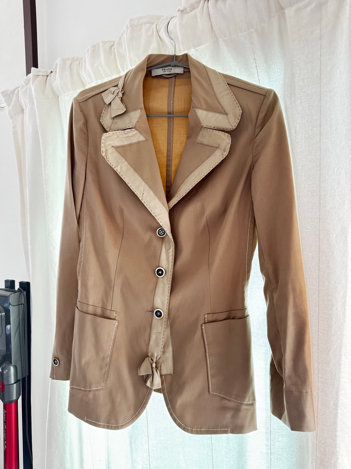프라다 여성 자켓 40사이즈 s 베이지 자켓 베이지 블레이저 상품이미지1