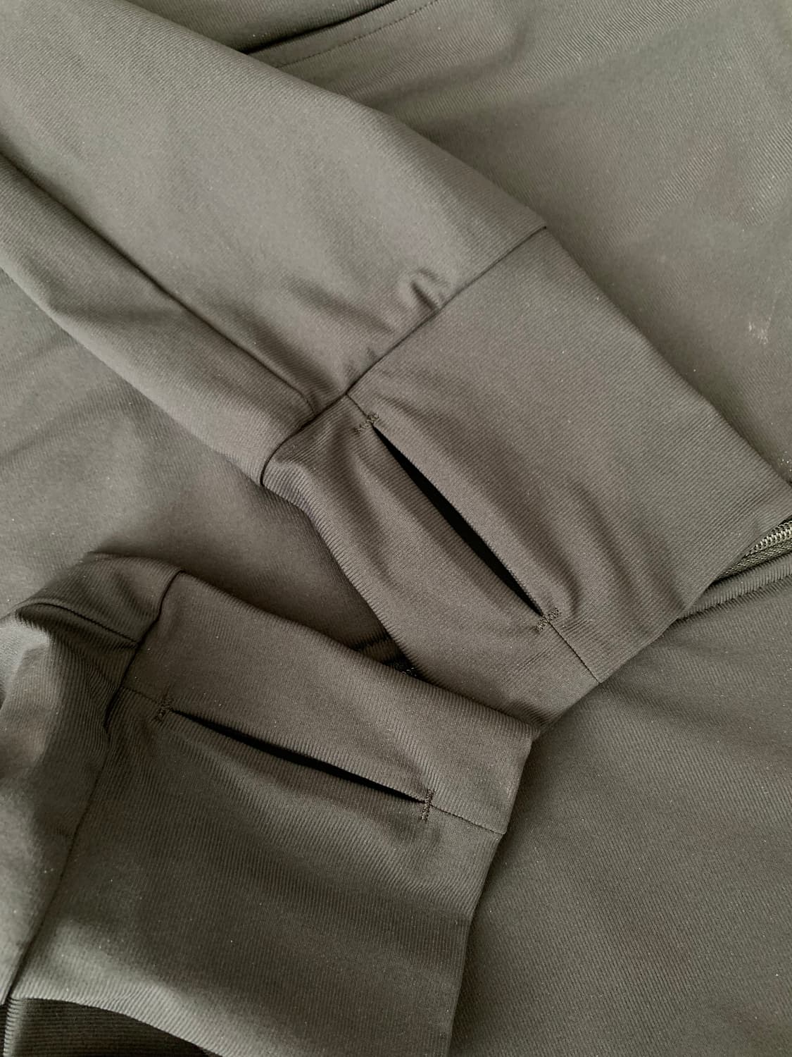 유니클로 에어리즘 풀집 후디 상품이미지4