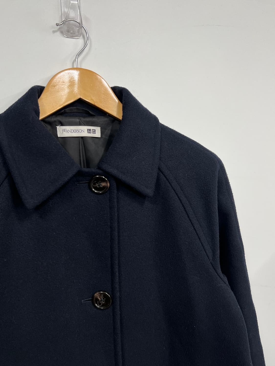유니클로 jw앤더슨 네이비 모직 롱 코트 상품이미지2
