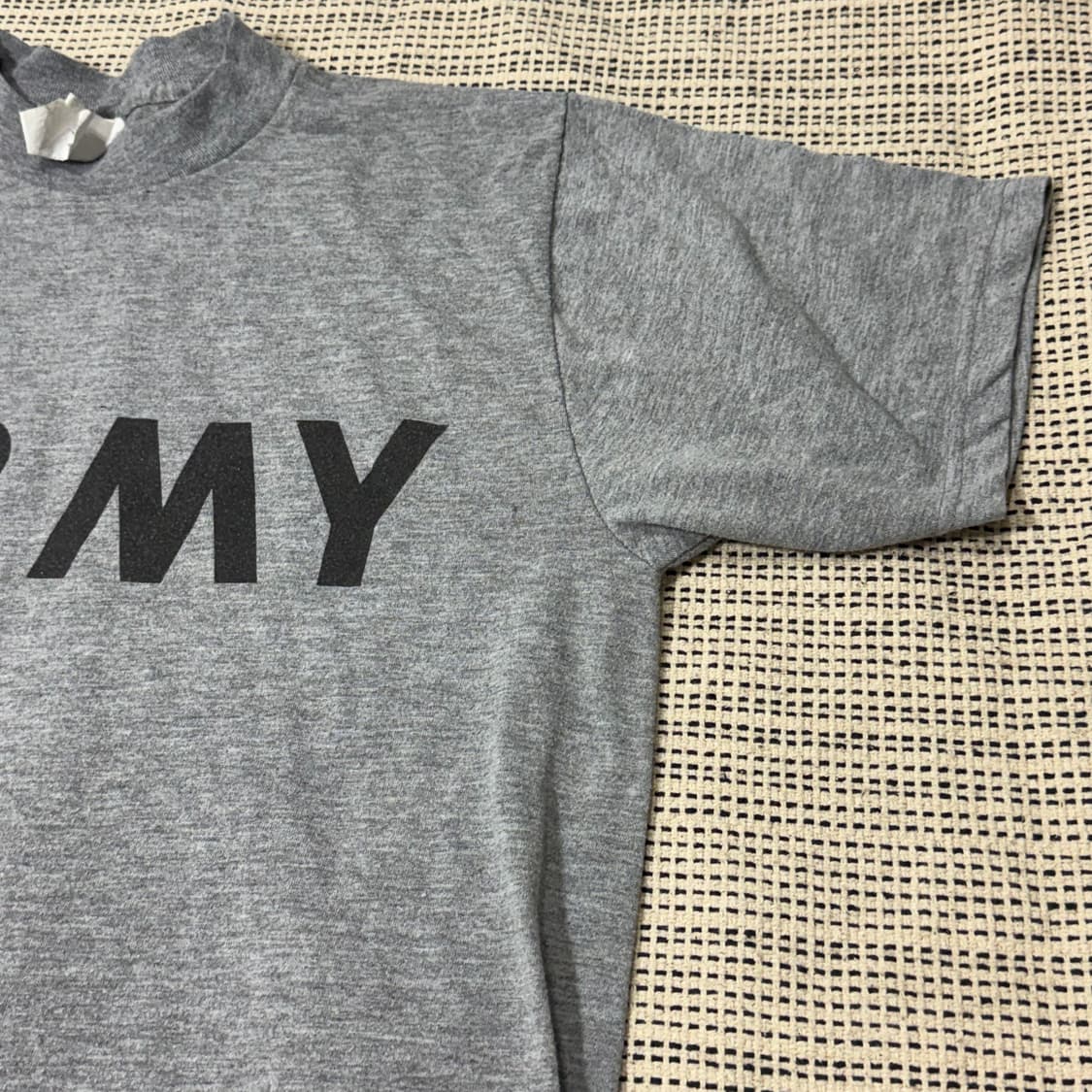 US ARMY 빈티지 미군 정품 아미 반팔티 | 상태 좋음 상품이미지3