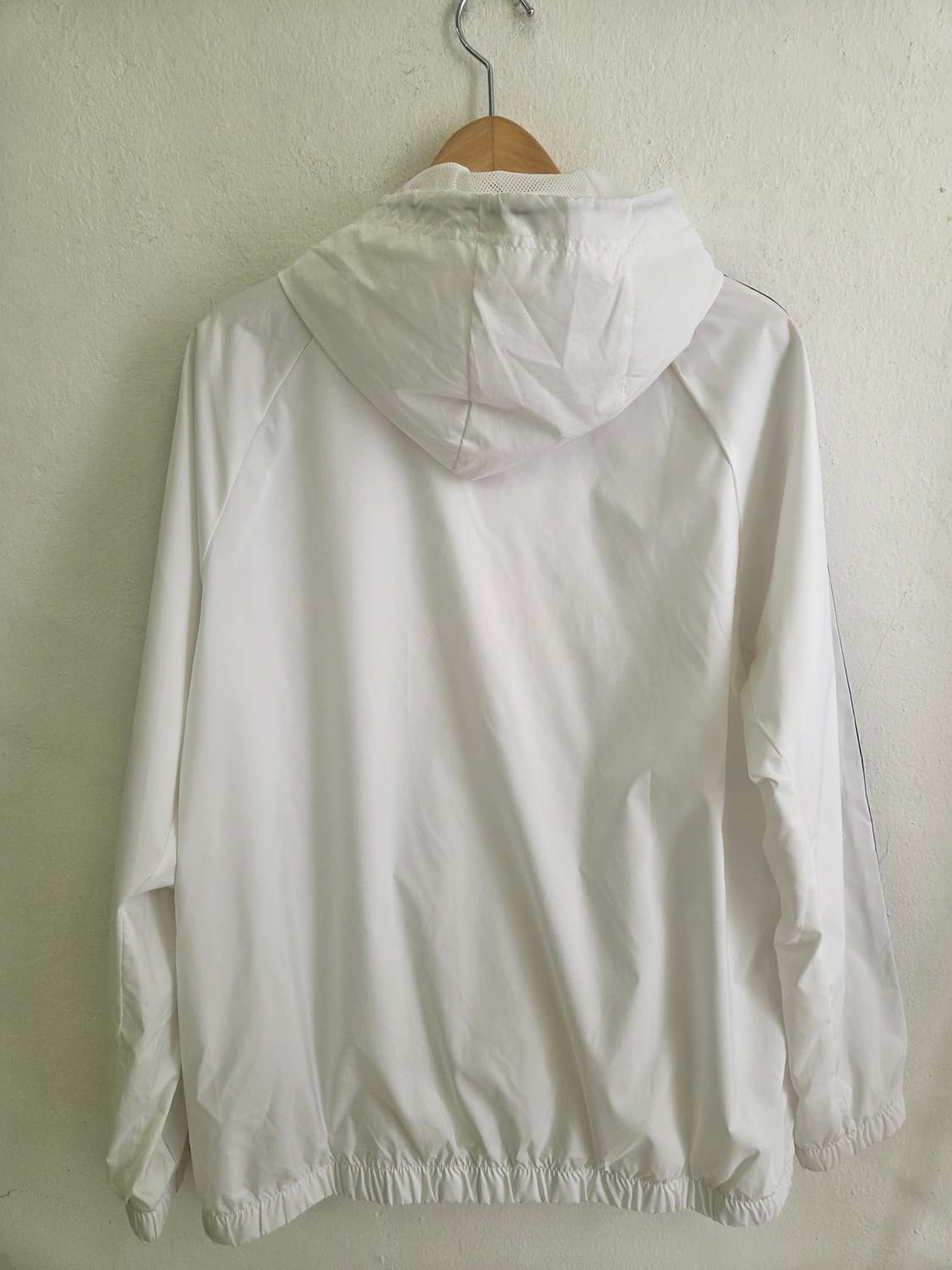 아디다스 흰색 바람막이 후드집업 A/2XL 상품이미지6