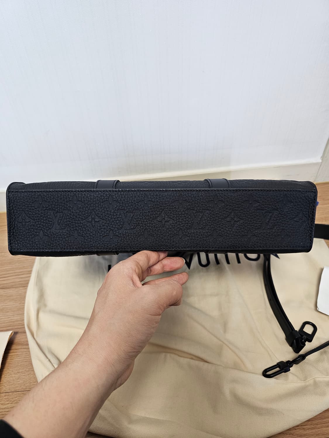 루이비통 토리옹 삭플라NV 토트백 크로스백 신형 상품이미지7