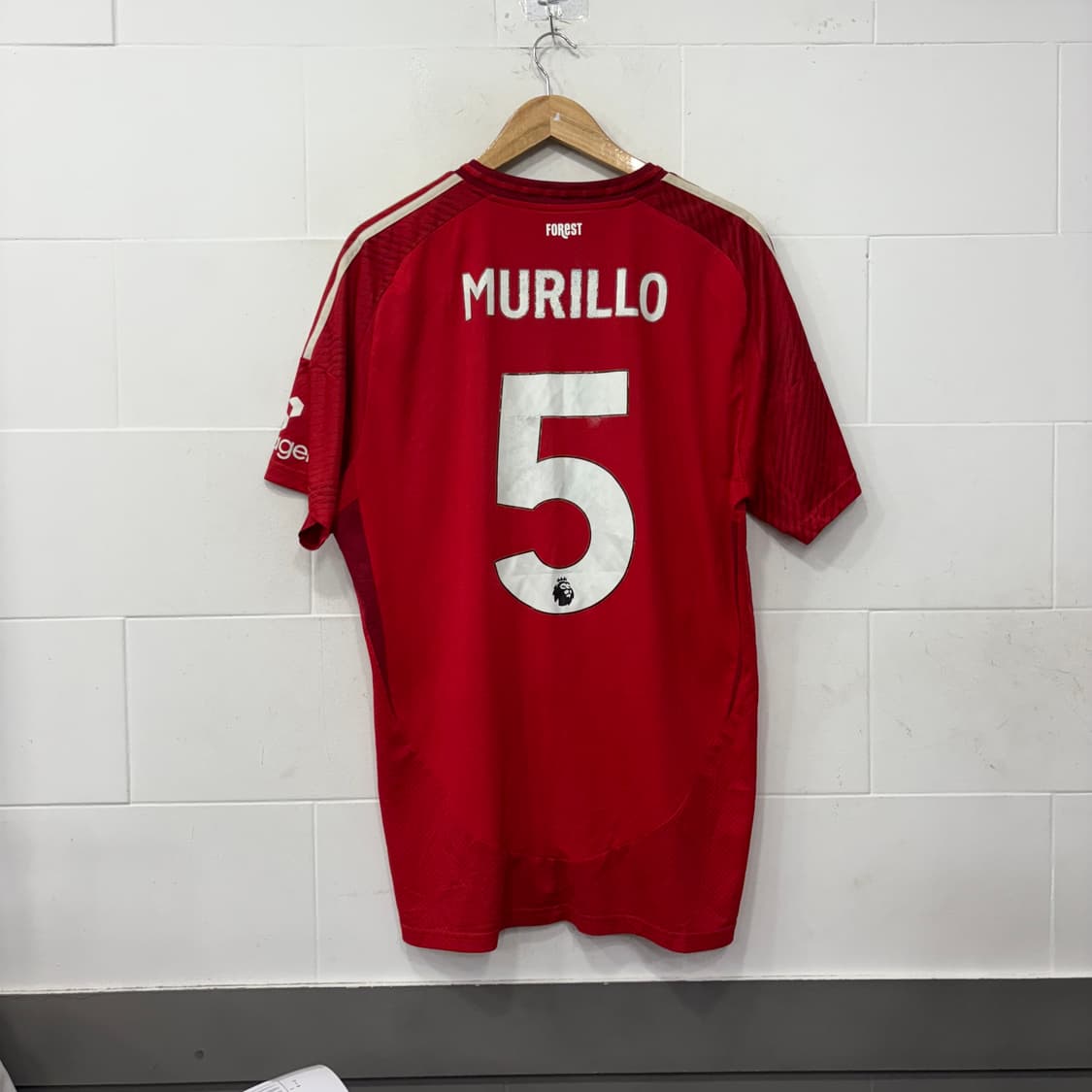 아디다스 노팅엄 포레스트 무릴로 유니폼 상품이미지6