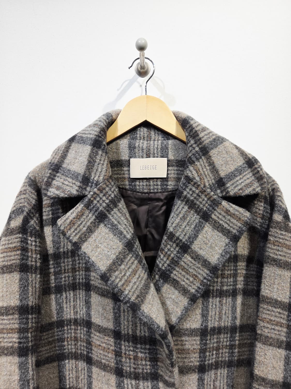 LEBEIGE 르베이지 울 블렌드 체크 롱 코트 상품이미지3