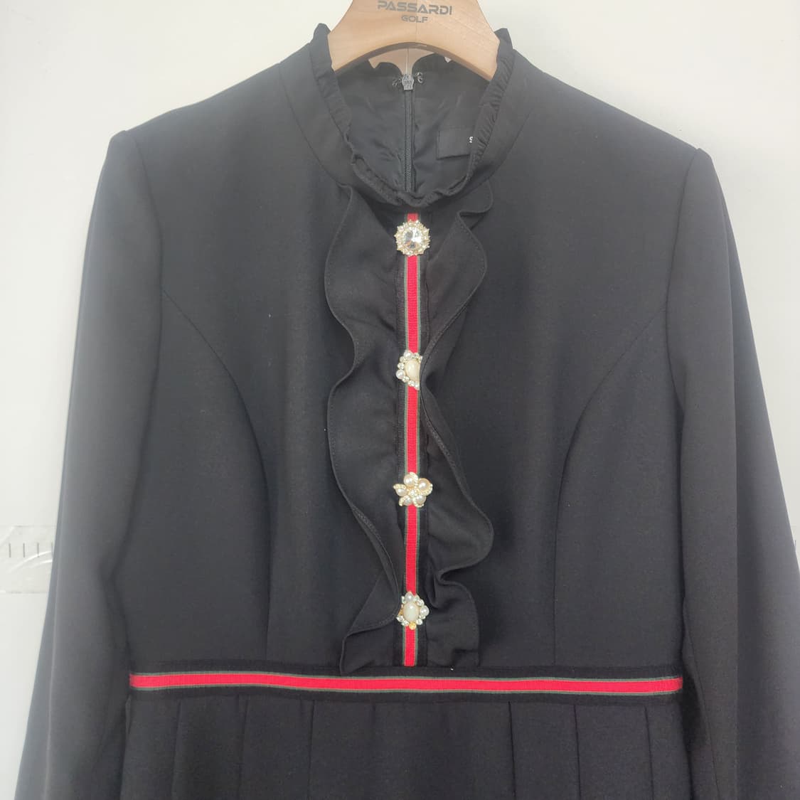 샤틴 블랙 플리츠 원피스 상품이미지2