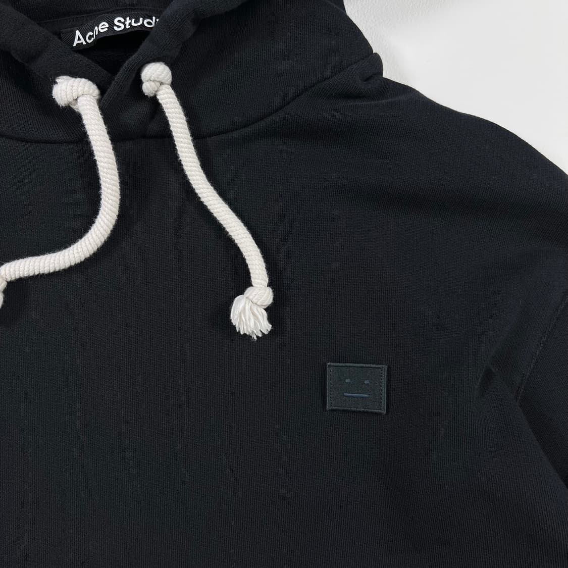 Acne Studios 페이스 로고 후드티 상품이미지3