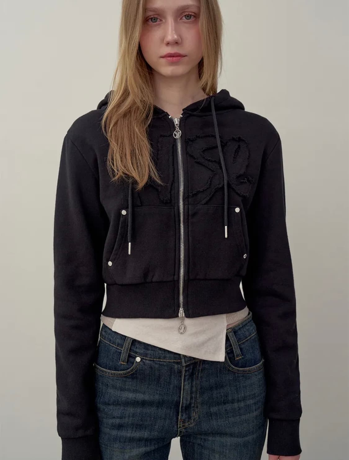 YUSE LOGO PATCH HOODIE ZIP-UP TOP 유즈후드집업 상품이미지1