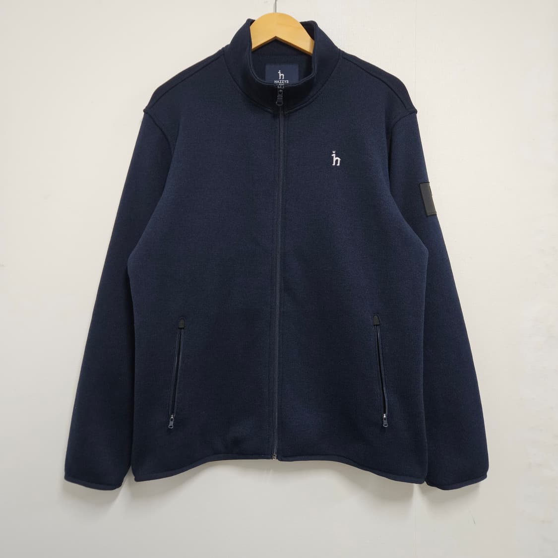 110 헤지스 네이비 니트집업 자켓 상품이미지2