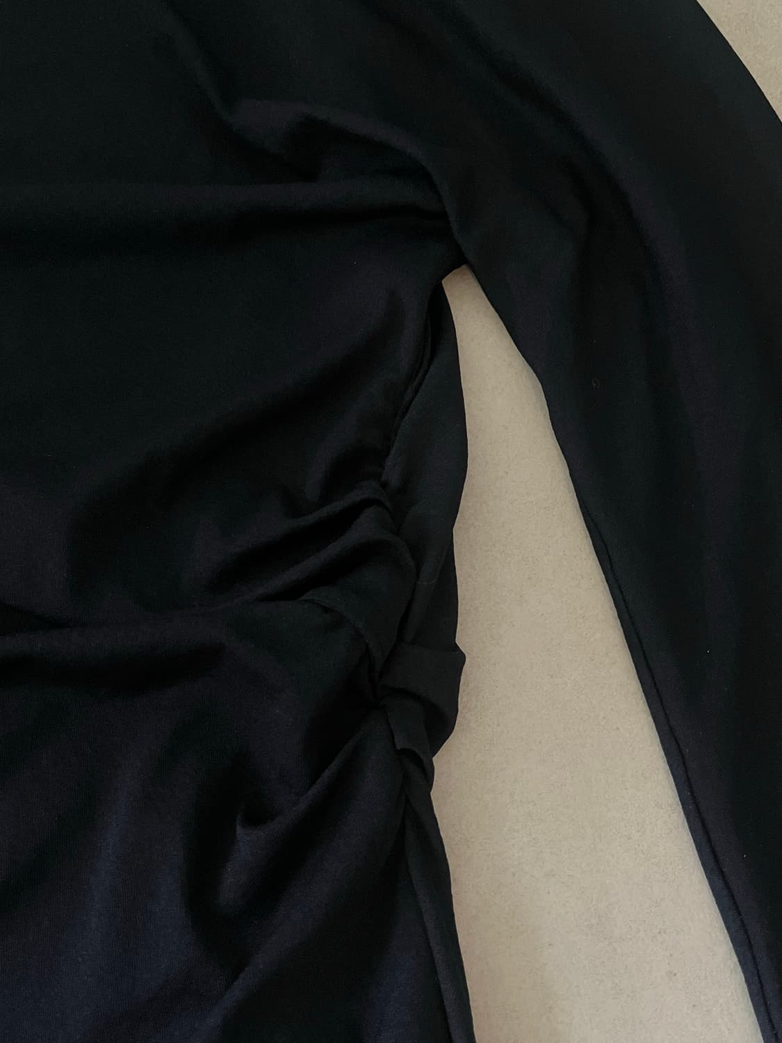 메종마레 wrapping top 다크네이비 36 상품이미지4