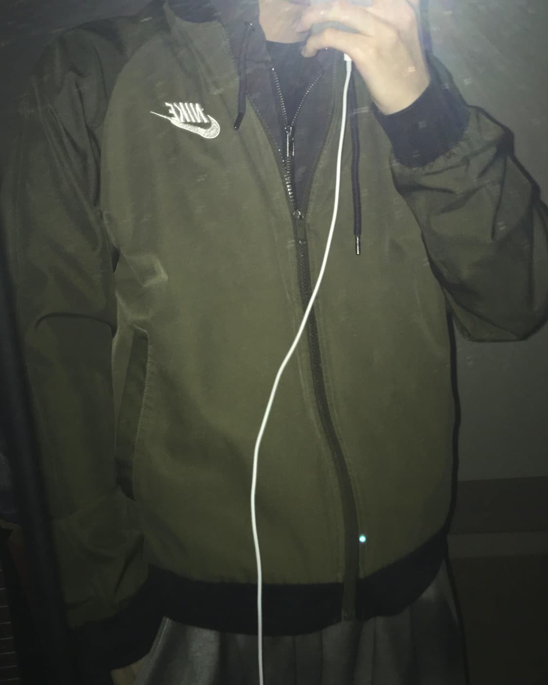 나이키 카키 나일론 자켓 상품이미지3