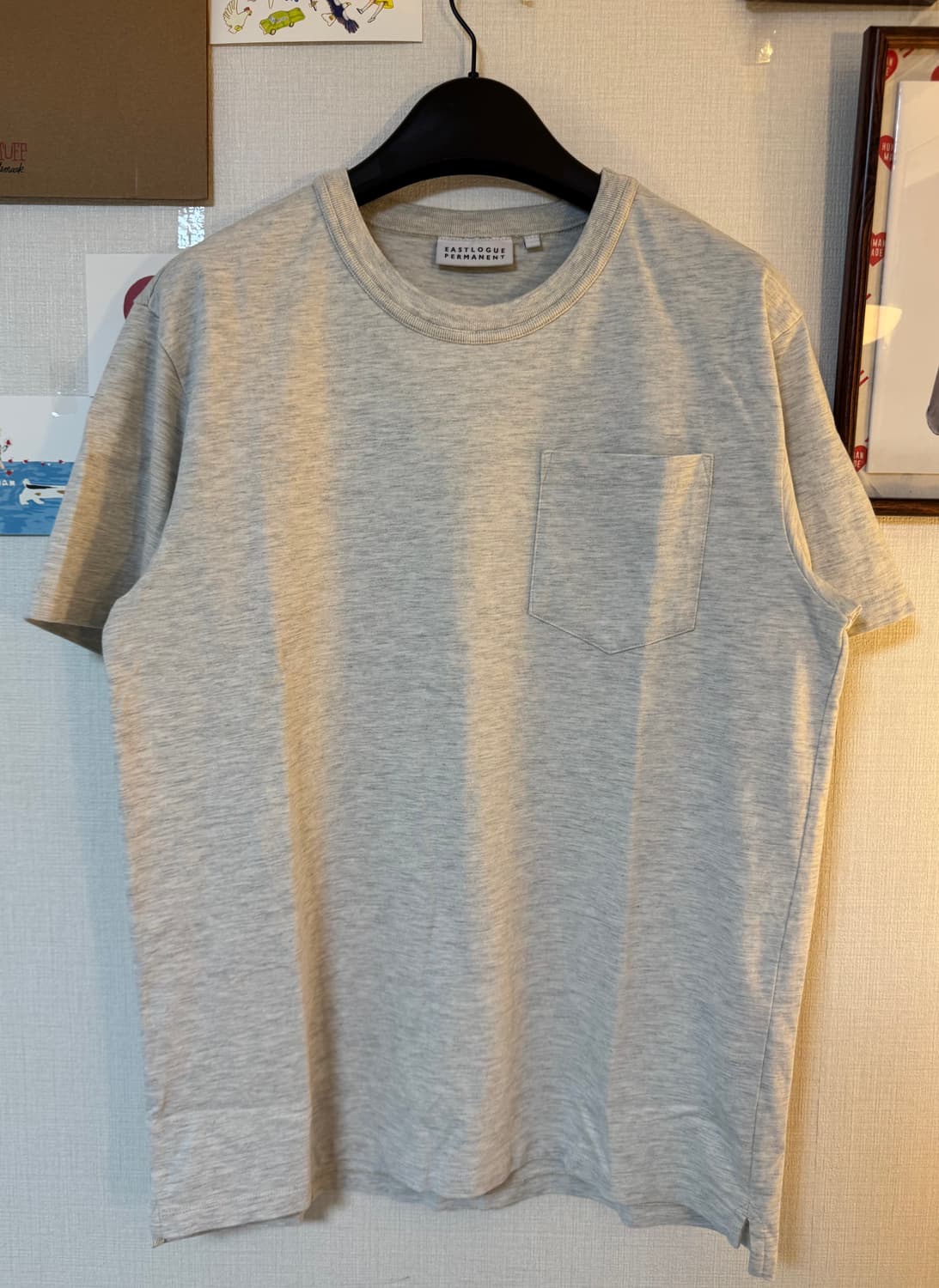 [L]이스트로그 퍼머넌트 포켓 반팔 티셔츠 오트밀 상품이미지1