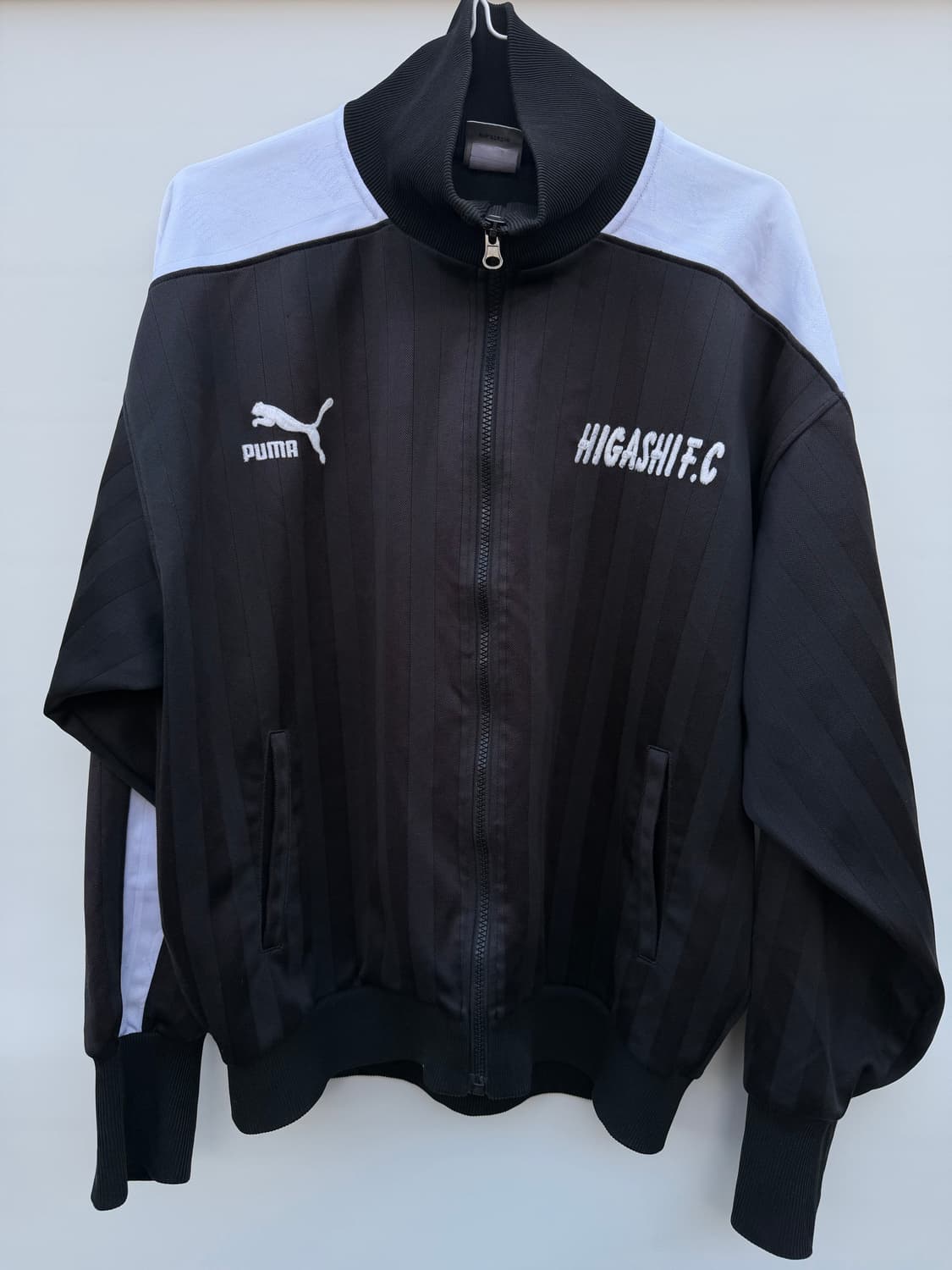 퓨마 집업 상품이미지1