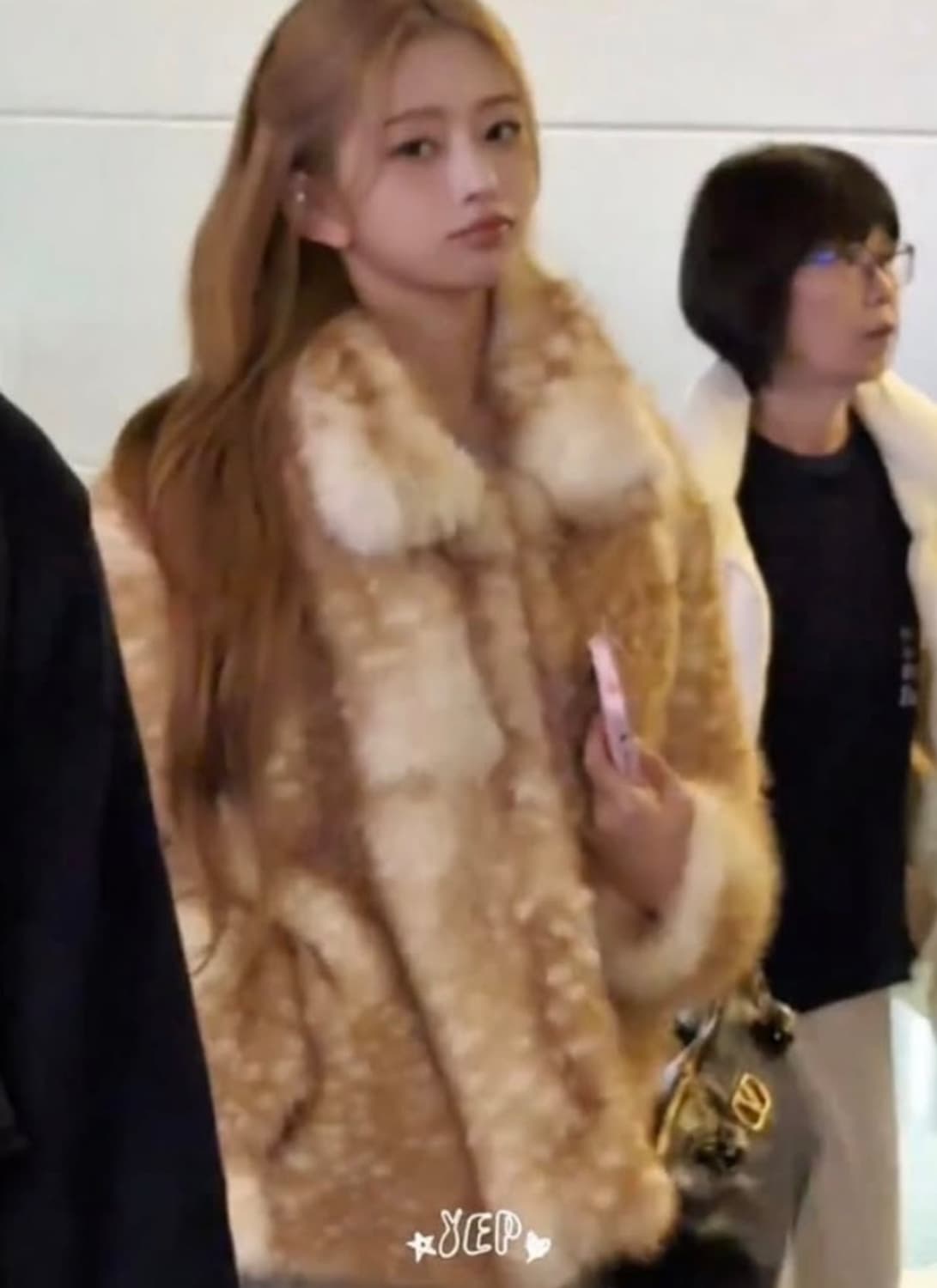 아이브 레이깔 밤비st 리얼 레빗퍼자켓 상품이미지2