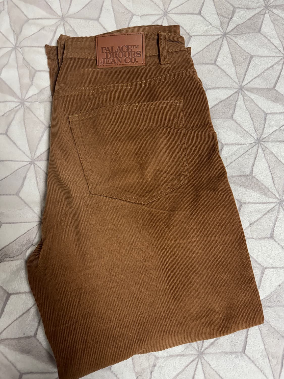팔라스 코듀로이 진 브라운 색상 34 스트레이트핏 상품이미지2