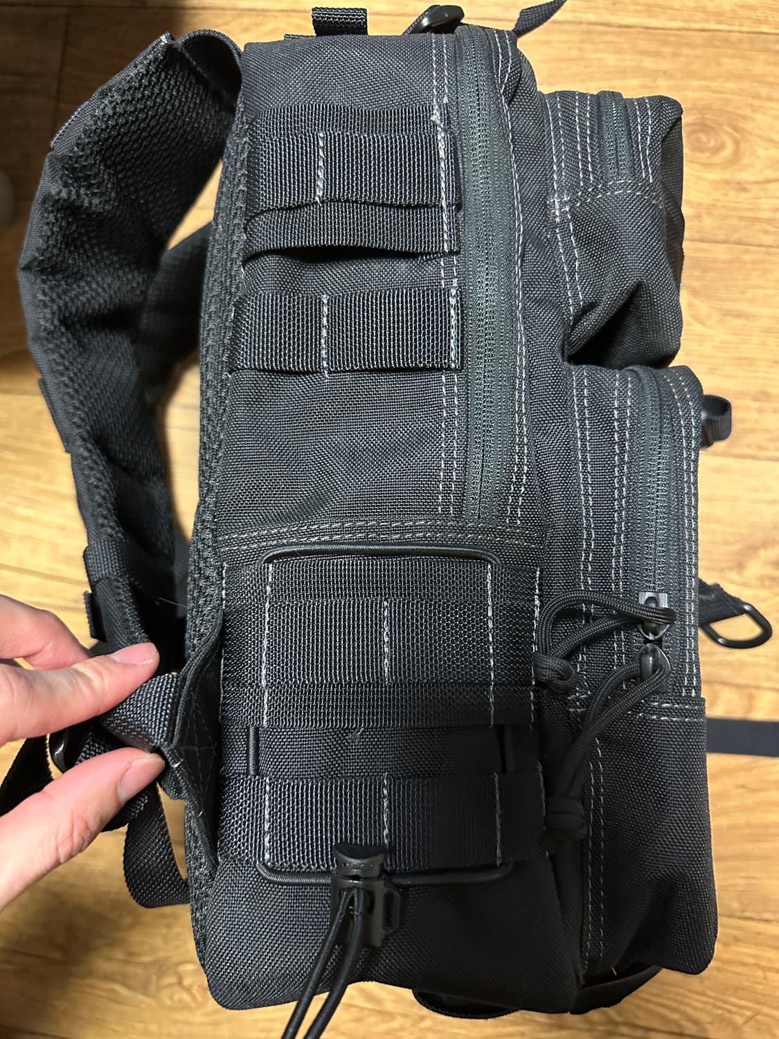 맥포스 타이푼 백팩 1회 착용 상품이미지3