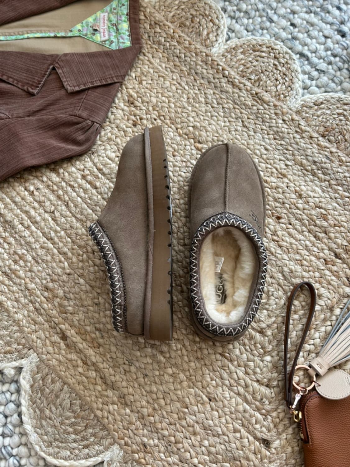 어그 타스만 올리브 브라운 260-265 상품이미지2