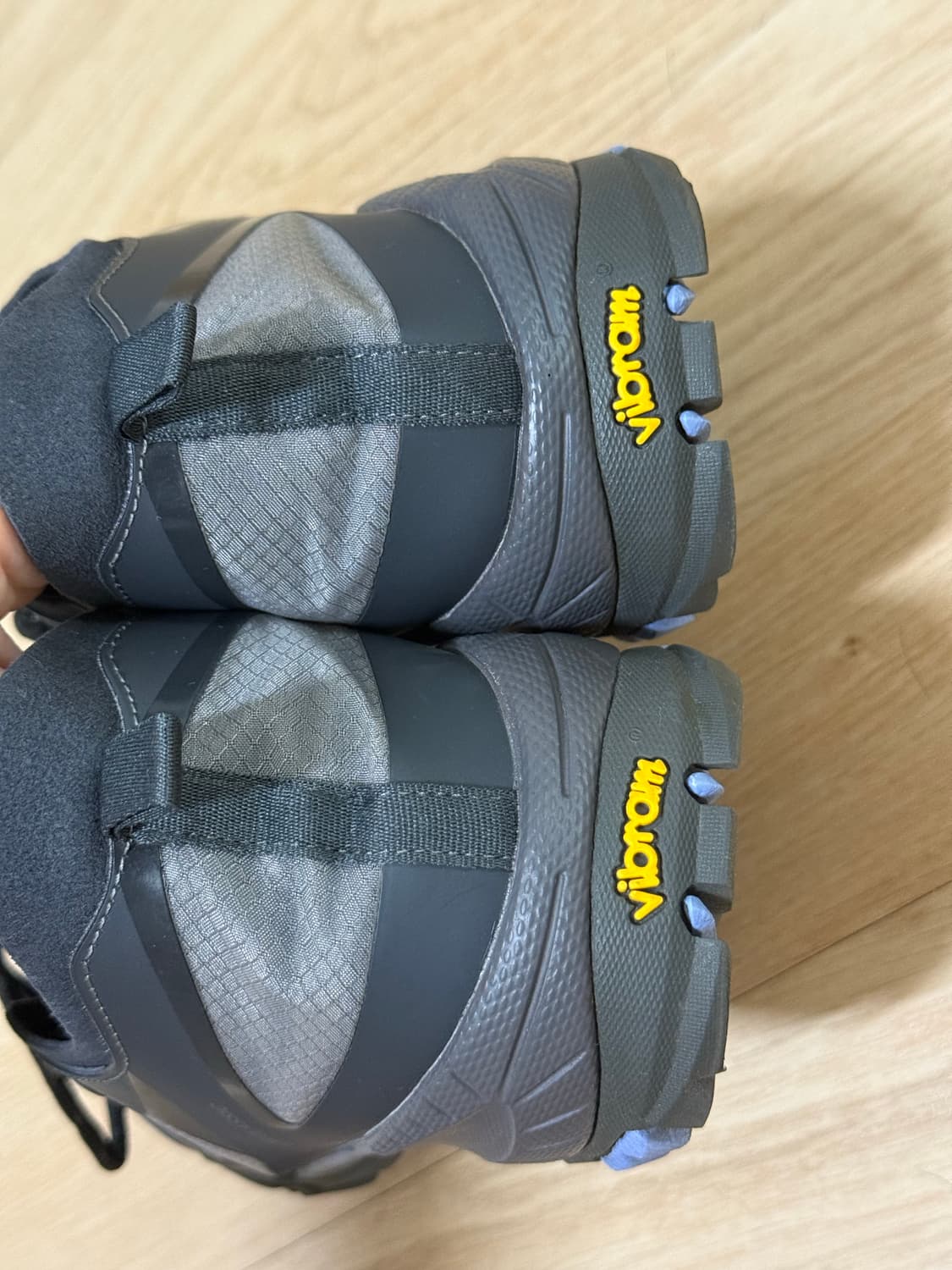 로우클래식 비브람 스니커즈 250 차콜 상품이미지9