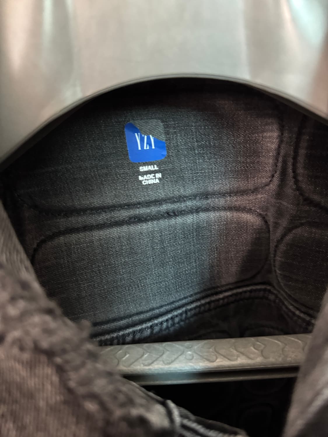 S) 이지갭 발렌시아가 패디드 데님 자켓 흑청 상품이미지5