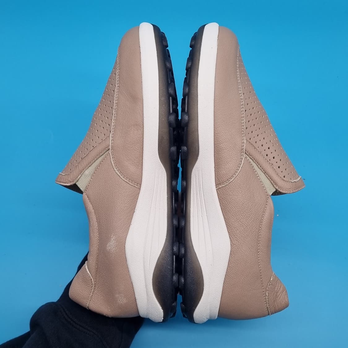 ooo 클라우드나인 펀칭슬립온 245 상품이미지5