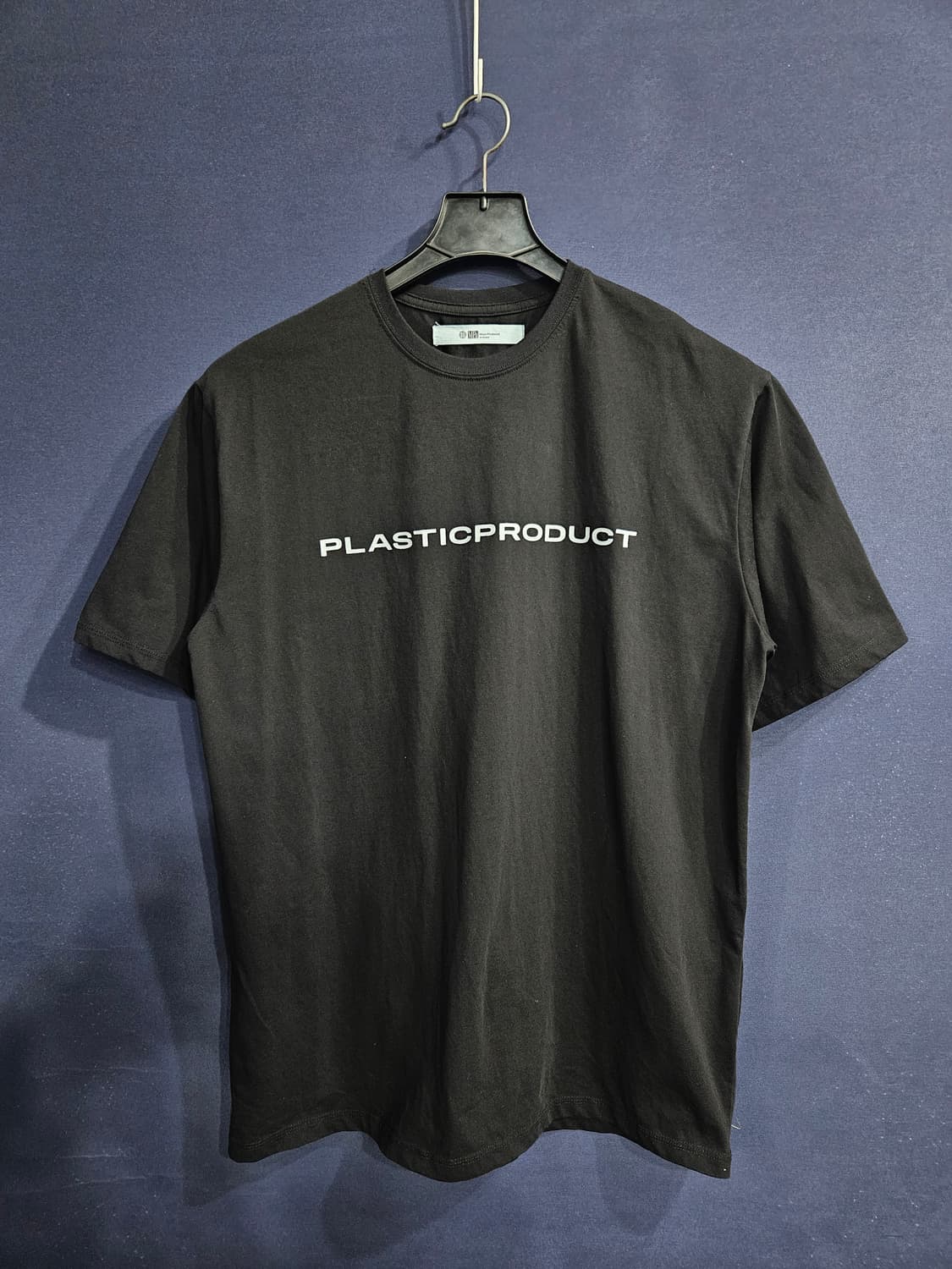 플라스틱 프로덕트 프린팅 블랙 남성 오버핏 95~100 반팔티  상품이미지1