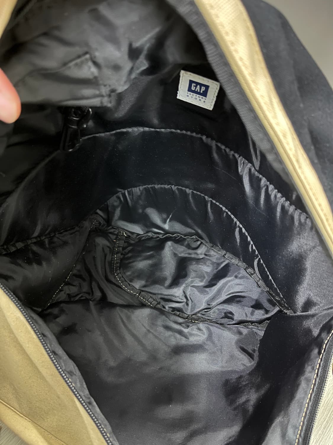 GAP 크로스백 상품이미지8